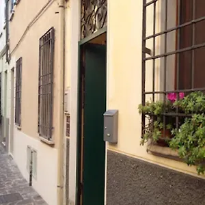 Couette-café Art Boutique, Mantoue